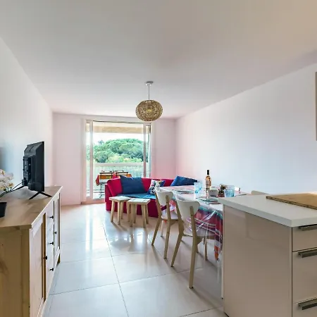 Апартаменты La Chenaie-5 By Interhome Сен-Глф