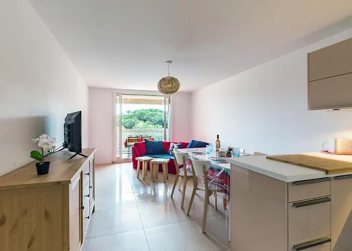 Apartmán La Chenaie-5 By Interhome Saint Aygulf